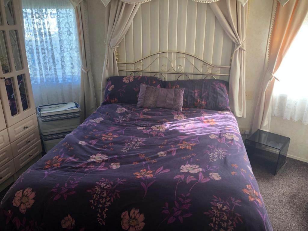 Pg58 2 Bed Caravan Golden Palm Chapel St Leonards Buitenkant foto